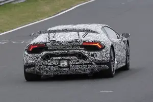 Lamborghini Huracan Superleggera foto spia 18 ottobre 2016