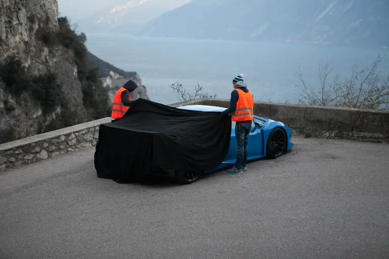 Lamborghini Huracan Superleggera - Foto spia 30-11-2015 - 1