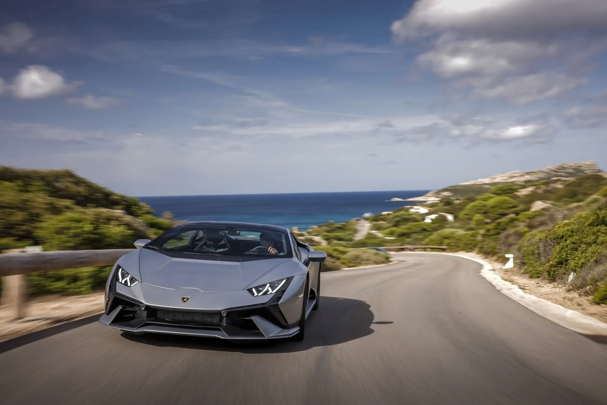 Lamborghini Huracan Tecnica e STO Sardegna - Foto - 1