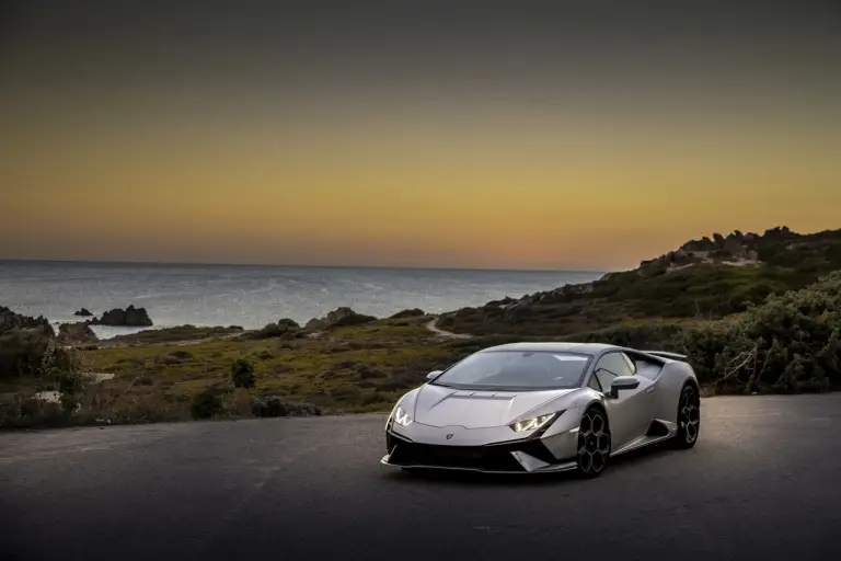 Lamborghini Huracan Tecnica e STO Sardegna - Foto - 5