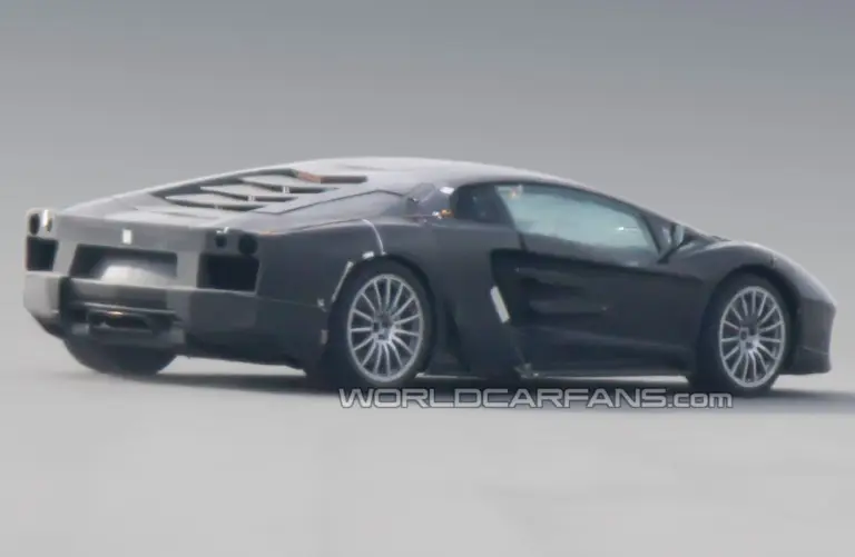 Lamborghini Jota - Foto spia - 4