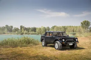 Lamborghini LM002 - 37