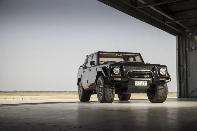 Lamborghini LM002 - 43