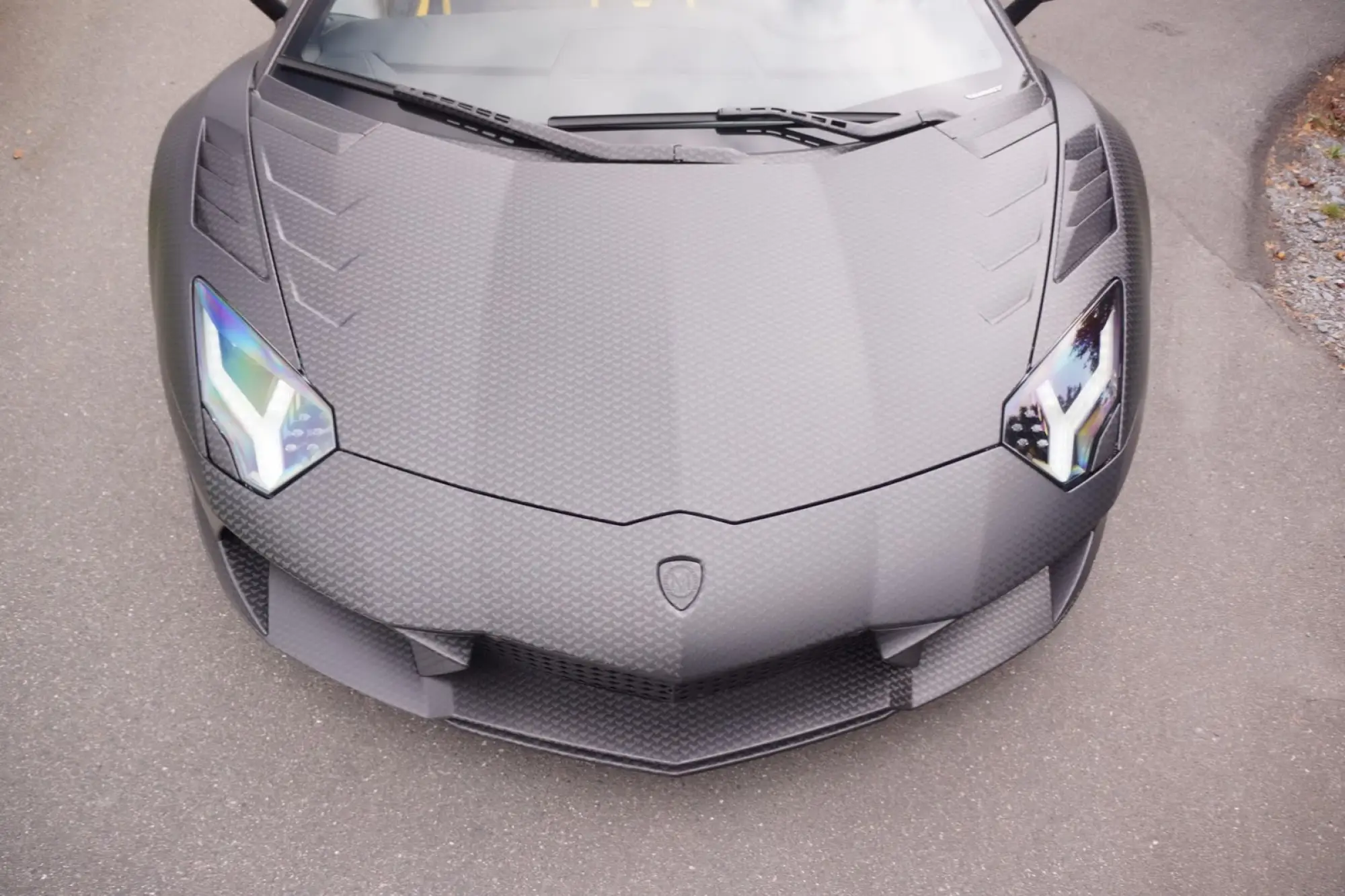 Lamborghini Mansory Carbonado Apertos - 11