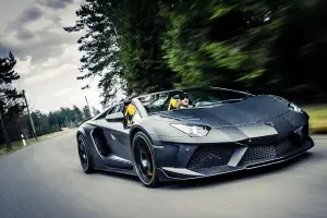 Lamborghini Mansory Carbonado Apertos