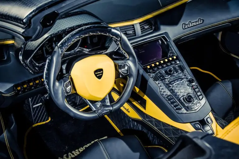 Lamborghini Mansory Carbonado Apertos - 8