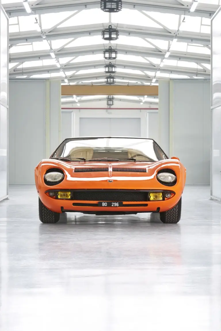 Lamborghini Miura P400 certificata - film The Italian Job  - 5