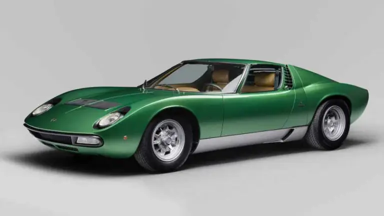 Lamborghini Miura SV - 5