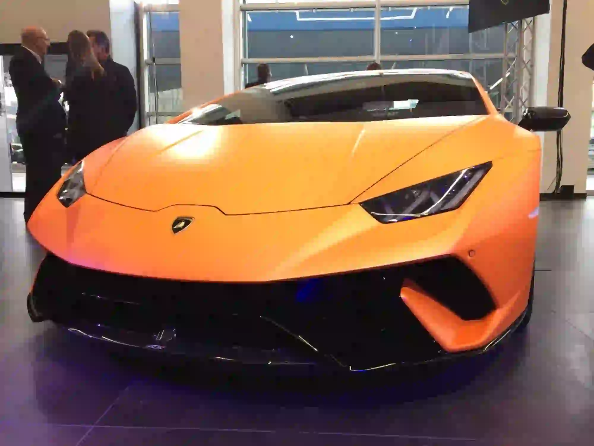 Lamborghini - nuova concessionaria a Milano - 1