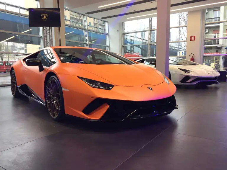 Lamborghini - nuova concessionaria a Milano - 15