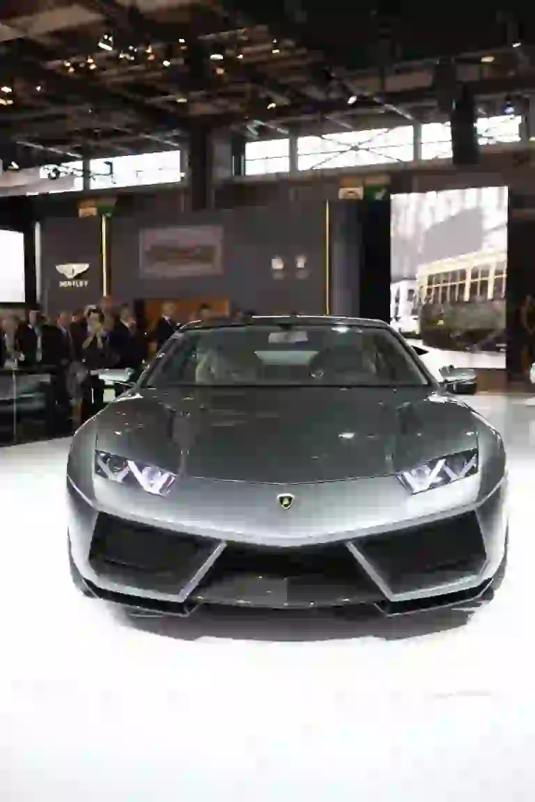 Lamborghini quattro porte 2021 - 11