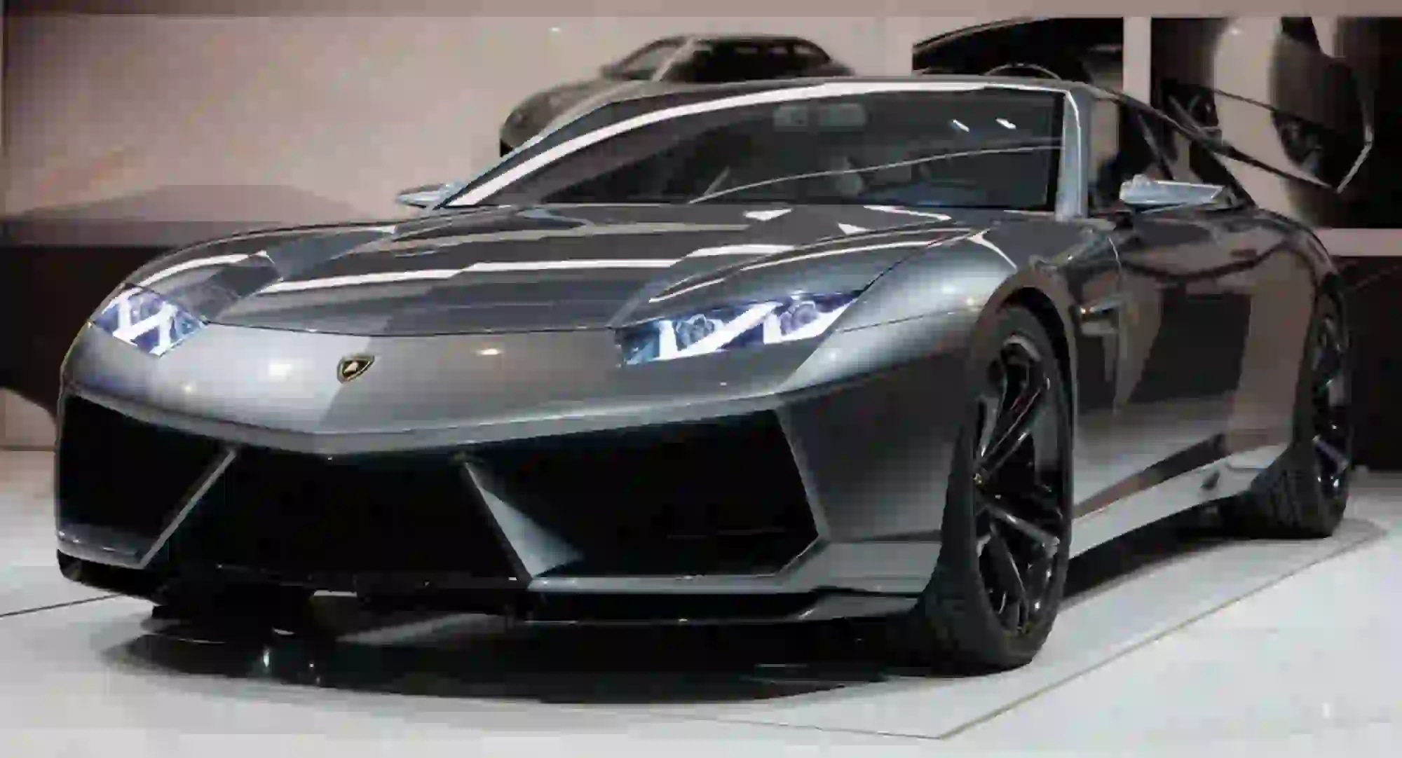 Lamborghini quattro porte 2021 - 14