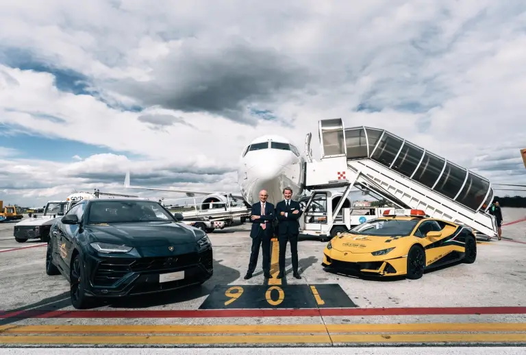 Lamborghini rinnovo partnership aeroporto di Bologna - Foto - 4