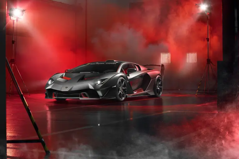 Lamborghini SC18 Alston - 4