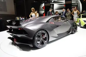 Lamborghini Sesto Elemento Concept - 13