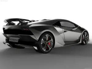 Lamborghini Sesto Elemento e Lamborghini Urus