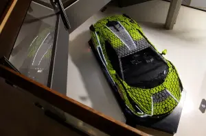 Lamborghini Sian FKP 37 - Lego Technic - 13
