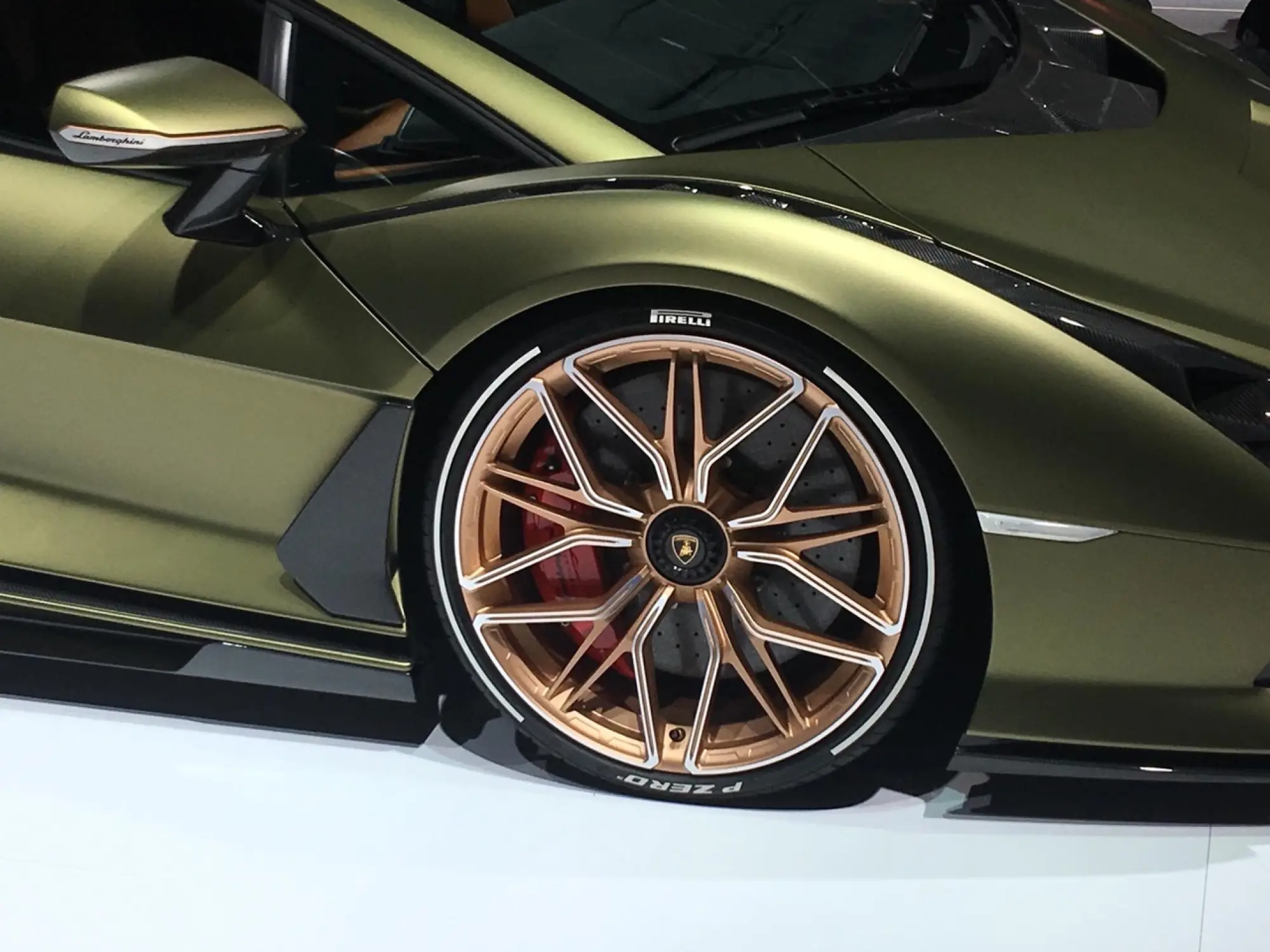 Lamborghini Sian FKP 37 - Salone di Francoforte 2019 - 12