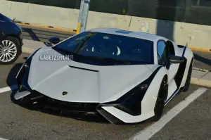 Lamborghini Sian - Foto spia - 20