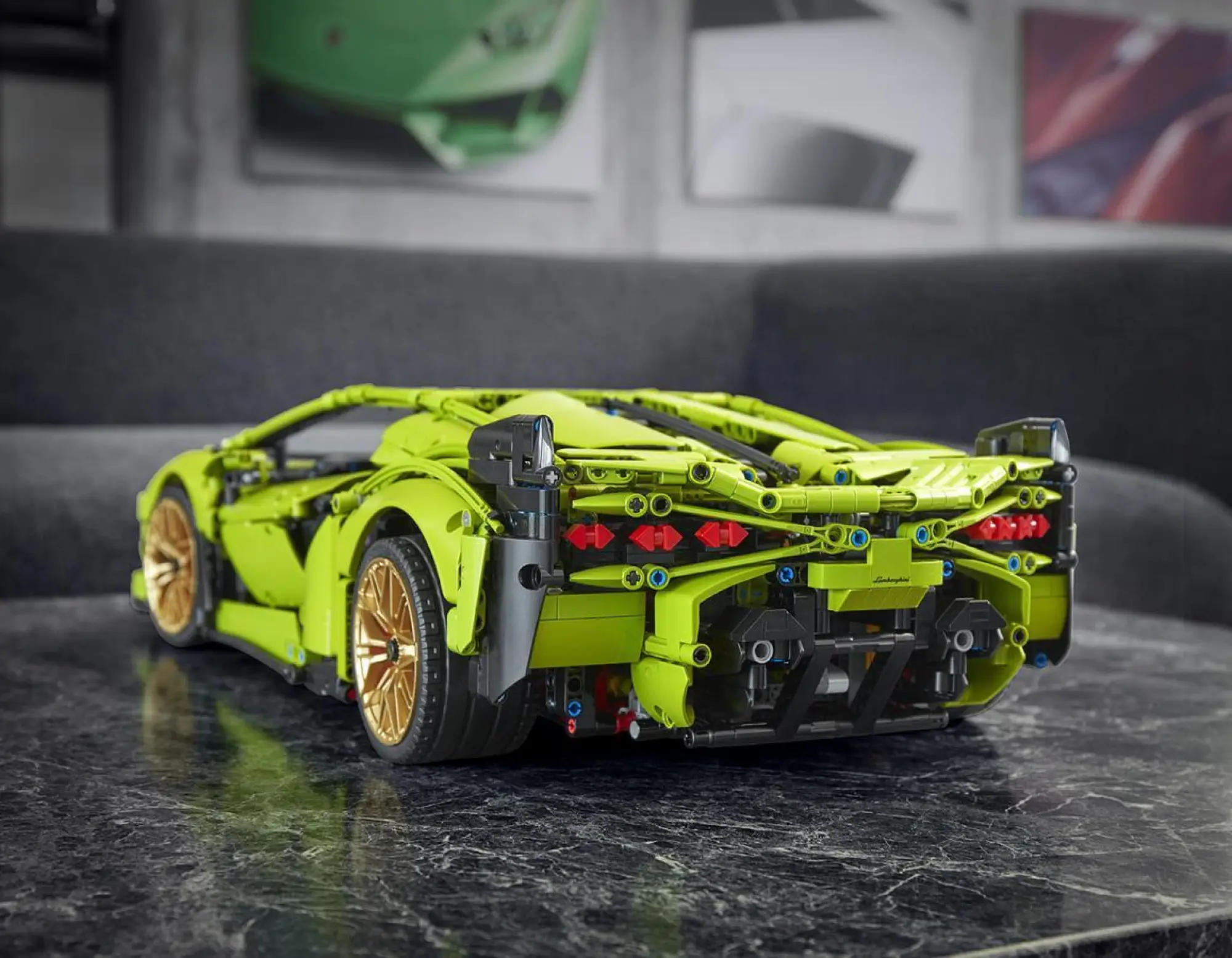 Lamborghini Sian - LEGO Technic - 4