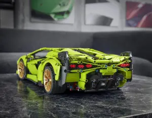 Lamborghini Sian - LEGO Technic