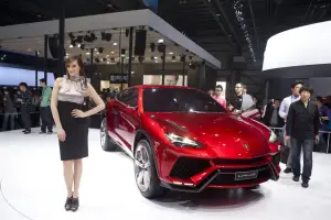Lamborghini Urus 1.5.2015