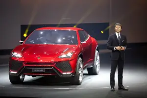 Lamborghini Urus 1.5.2015