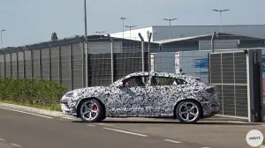 Lamborghini Urus 2022 - Foto Spia Varryx - 6