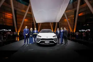 Lamborghini Urus - Anteprima asiatica