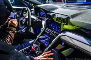 Lamborghini Urus - Debutto LIVE a Milano