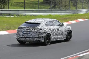 Lamborghini Urus EVO - Foto spia 20-5-2021