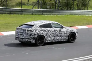 Lamborghini Urus EVO - Foto spia 20-5-2021