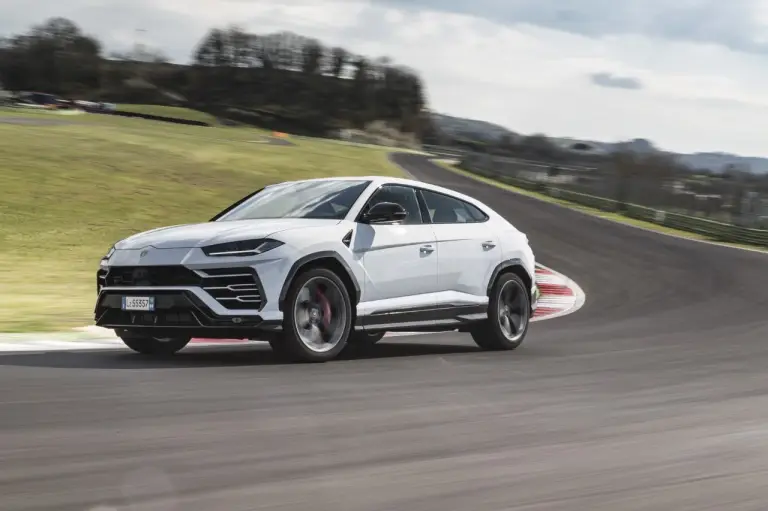 Lamborghini Urus - Foto 1-4-2021 - 16