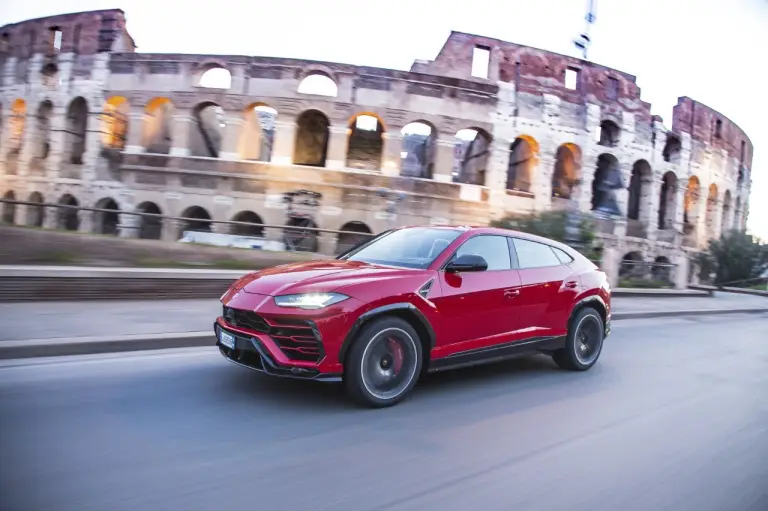 Lamborghini Urus - Foto 1-4-2021 - 18