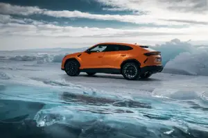 Lamborghini Urus - Foto 1-4-2021