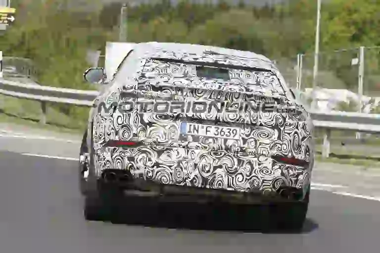 Lamborghini Urus foto spia 18 Maggio 2017 - 7