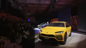 Lamborghini Urus - Foto ufficiali - 23