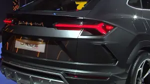 Lamborghini Urus - Foto ufficiali