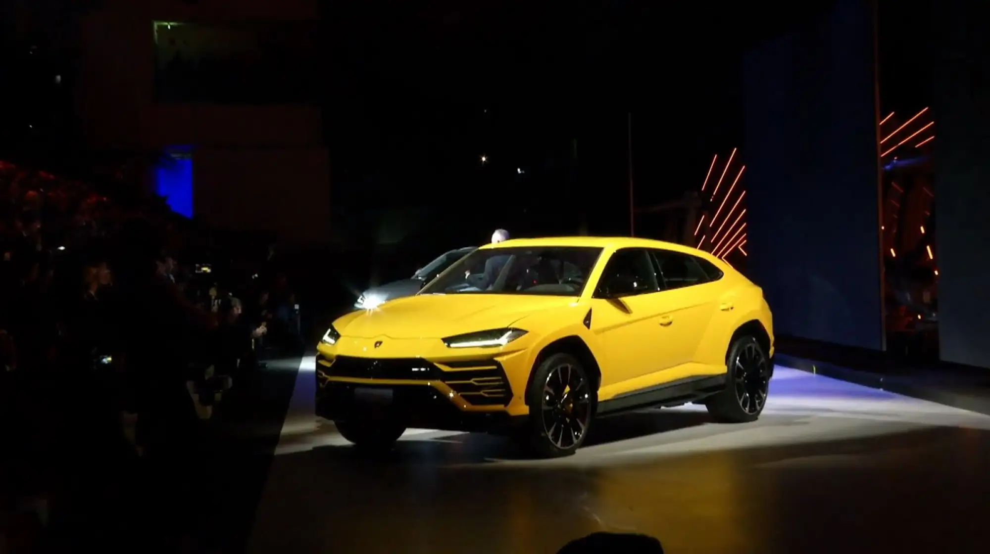 Lamborghini Urus - Foto ufficiali - 30