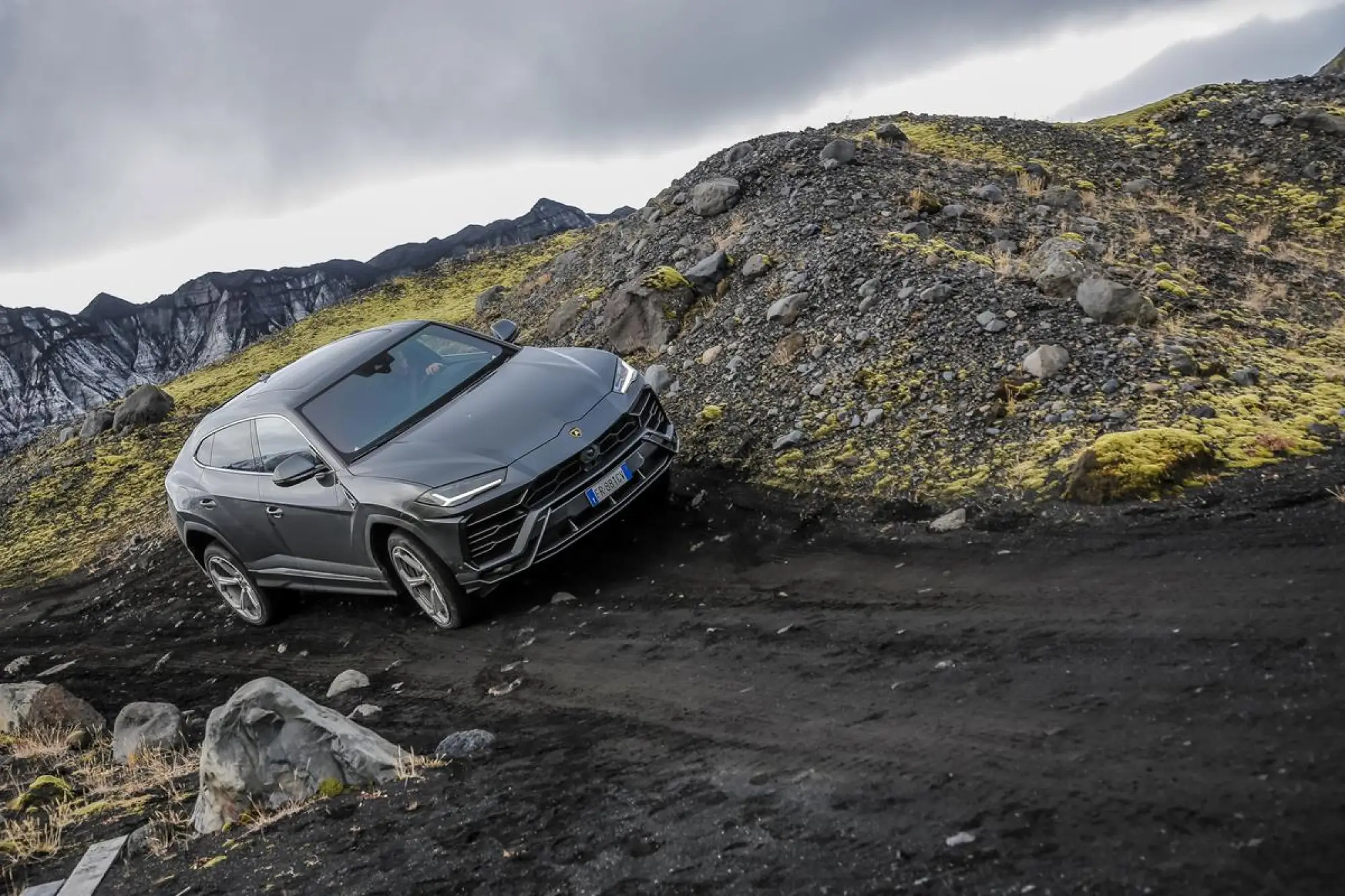Lamborghini Urus in Islanda - 11