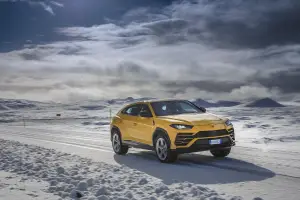 Lamborghini Urus in Islanda - 14