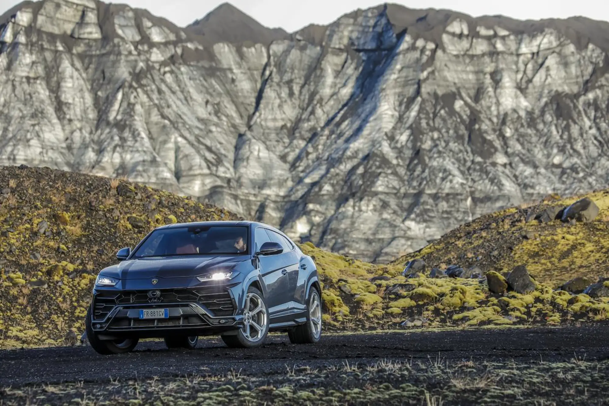 Lamborghini Urus in Islanda - 17