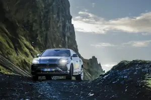 Lamborghini Urus in Islanda - 21