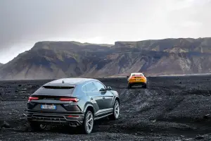 Lamborghini Urus in Islanda - 25