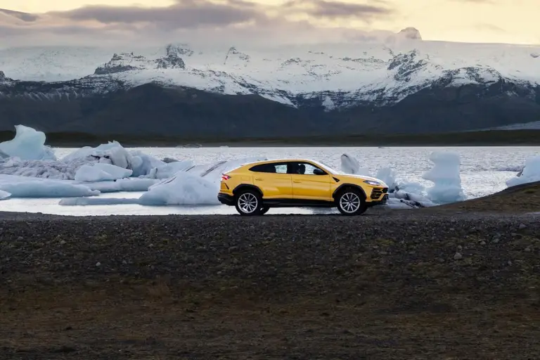 Lamborghini Urus in Islanda - 5