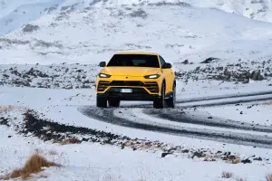 Lamborghini Urus in Islanda - 7