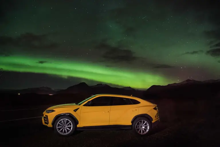Lamborghini Urus in Islanda - 9