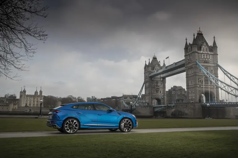 Lamborghini Urus presentazioni mondiali - 12