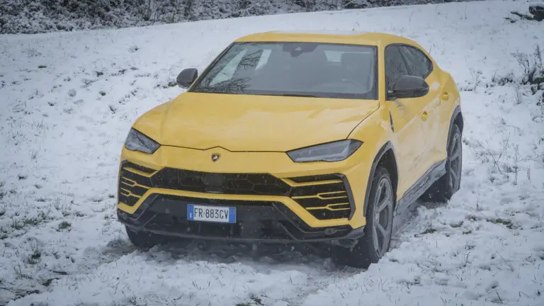 Lamborghini Urus - Prova su strada 2018 - 16