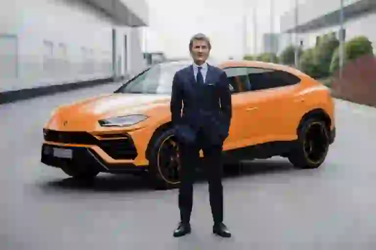 Lamborghini Urus - Record produzione giugno 2022 - 11